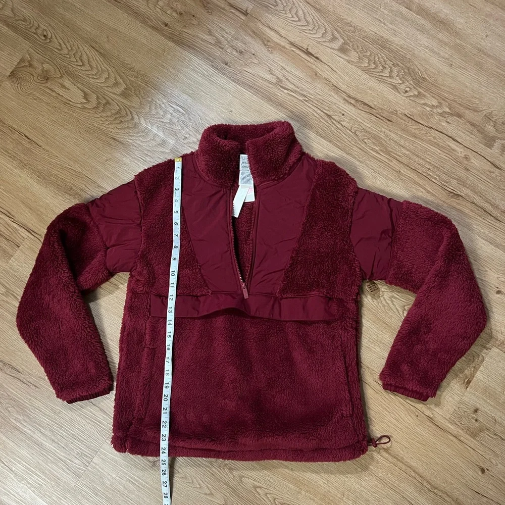 Victoria’s Secret pink fuzzy sweatshirt NWT - Picture 6 of 6